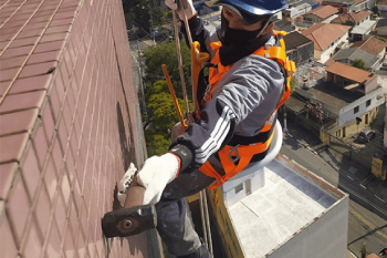 Teste de percussão de fachada em Alto de Pinheiros